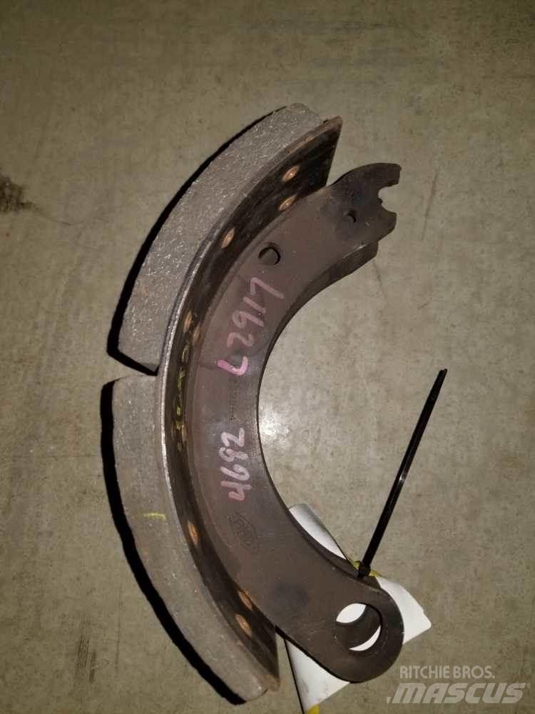  Brake Shoe مكابح