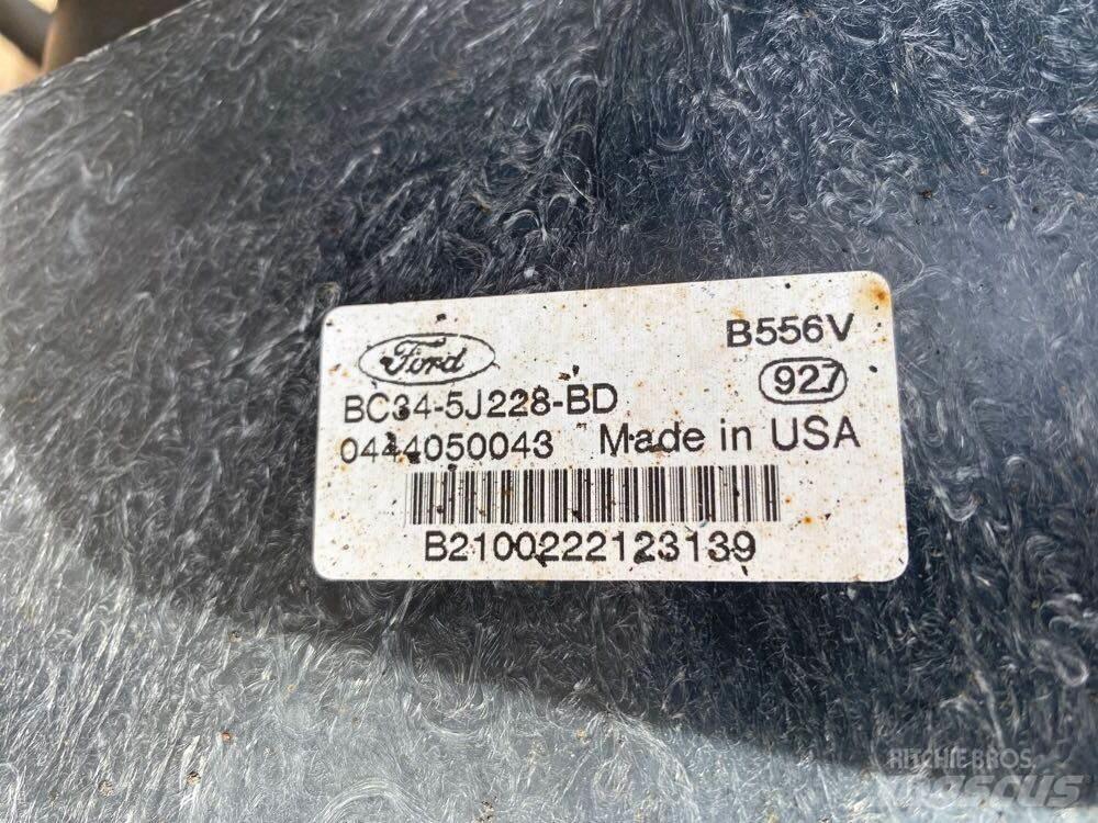 Ford F-550 مكونات أخرى