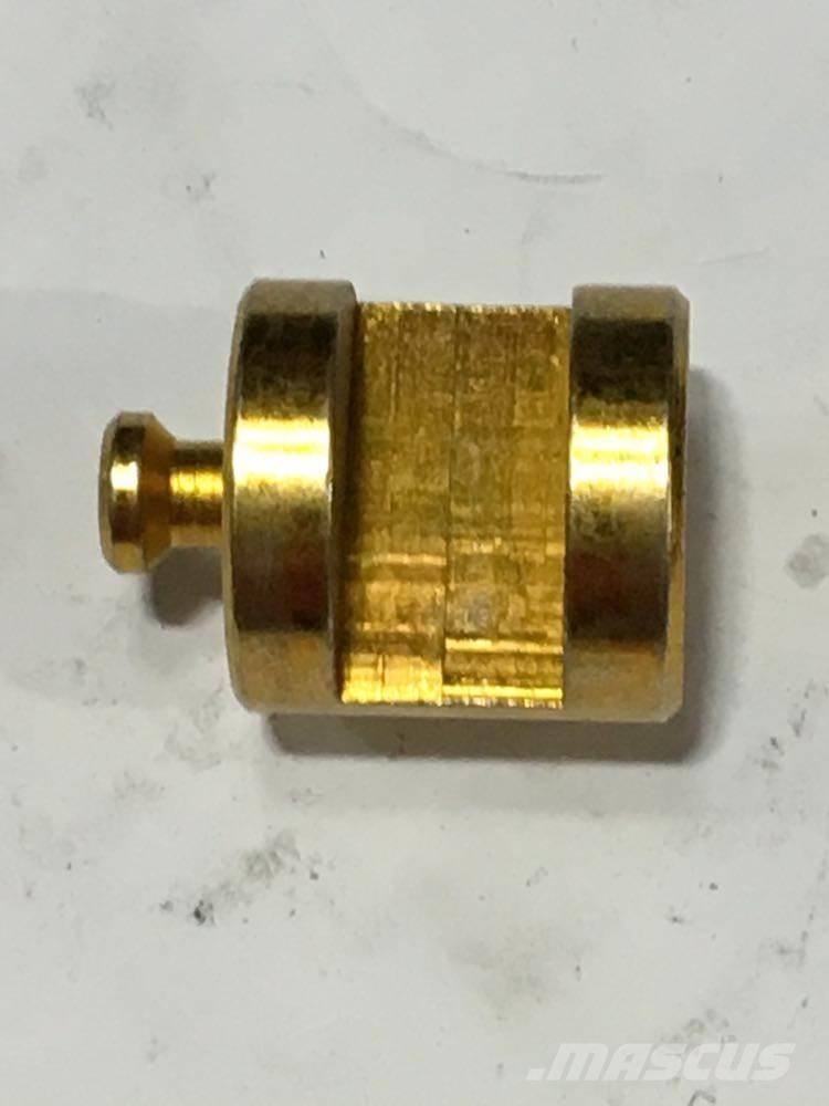  Leland مكونات أخرى