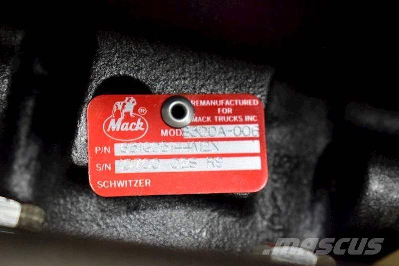 Mack EM7 مكونات أخرى