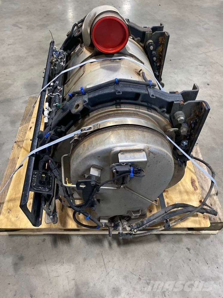 Mack MP8 معدات النقل - غير ذلك