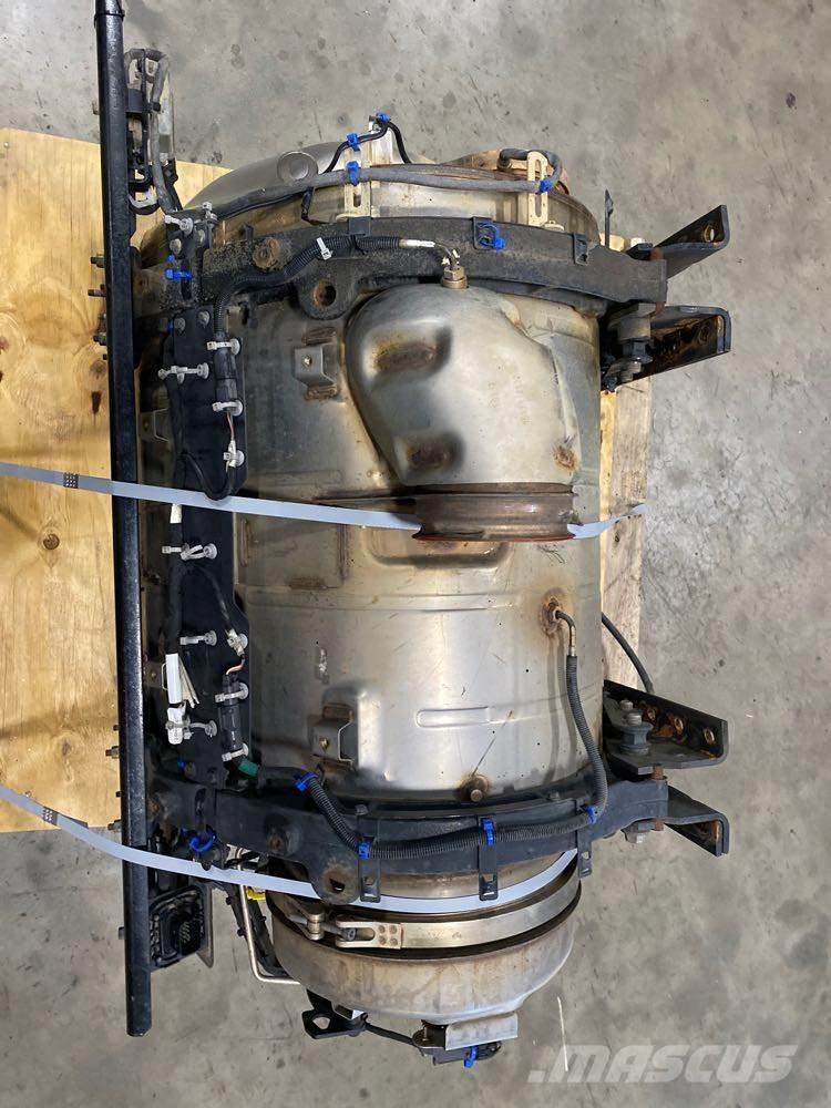 Mack MP8 معدات النقل - غير ذلك