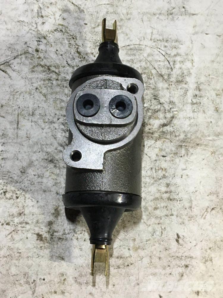 Meritor  مكونات أخرى