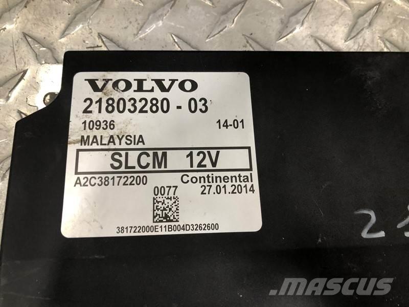 Volvo VNL كابينة والداخلية