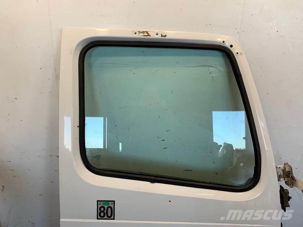 Volvo VNL معدات النقل - غير ذلك