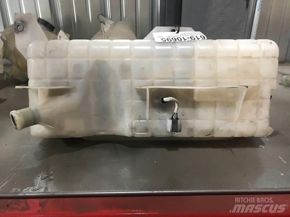 Volvo VNL مكونات أخرى