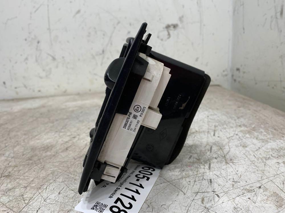 Volvo VNL إلكترونيات