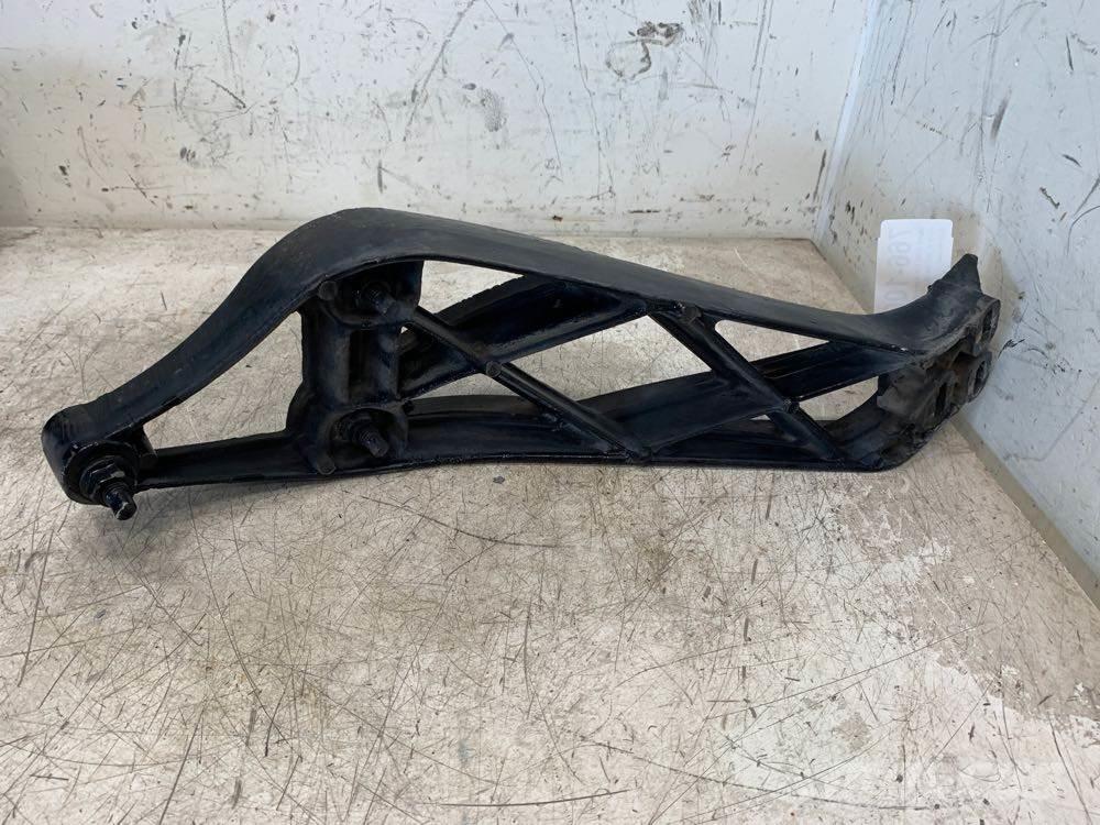 Volvo VNL مكونات أخرى