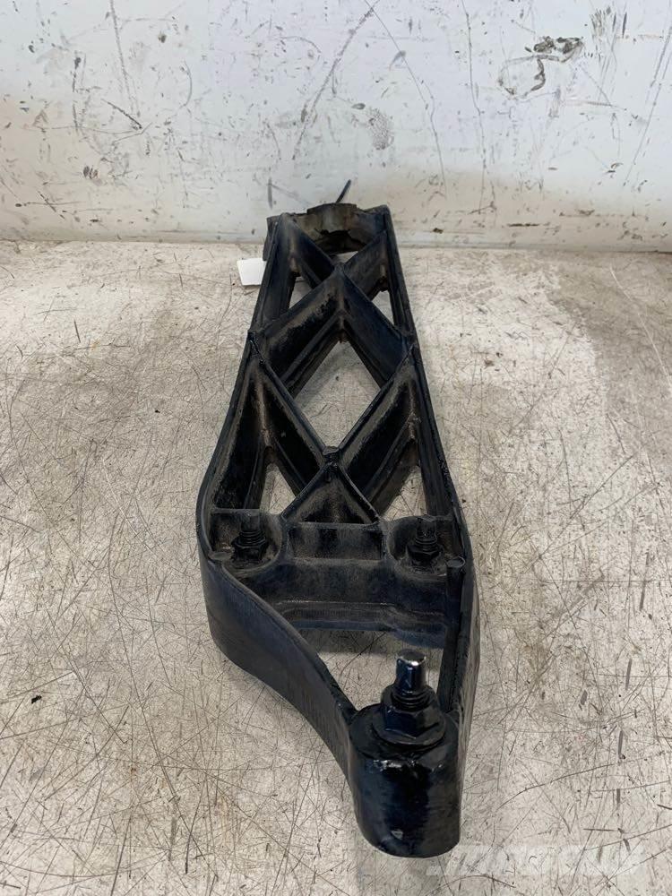 Volvo VNL مكونات أخرى