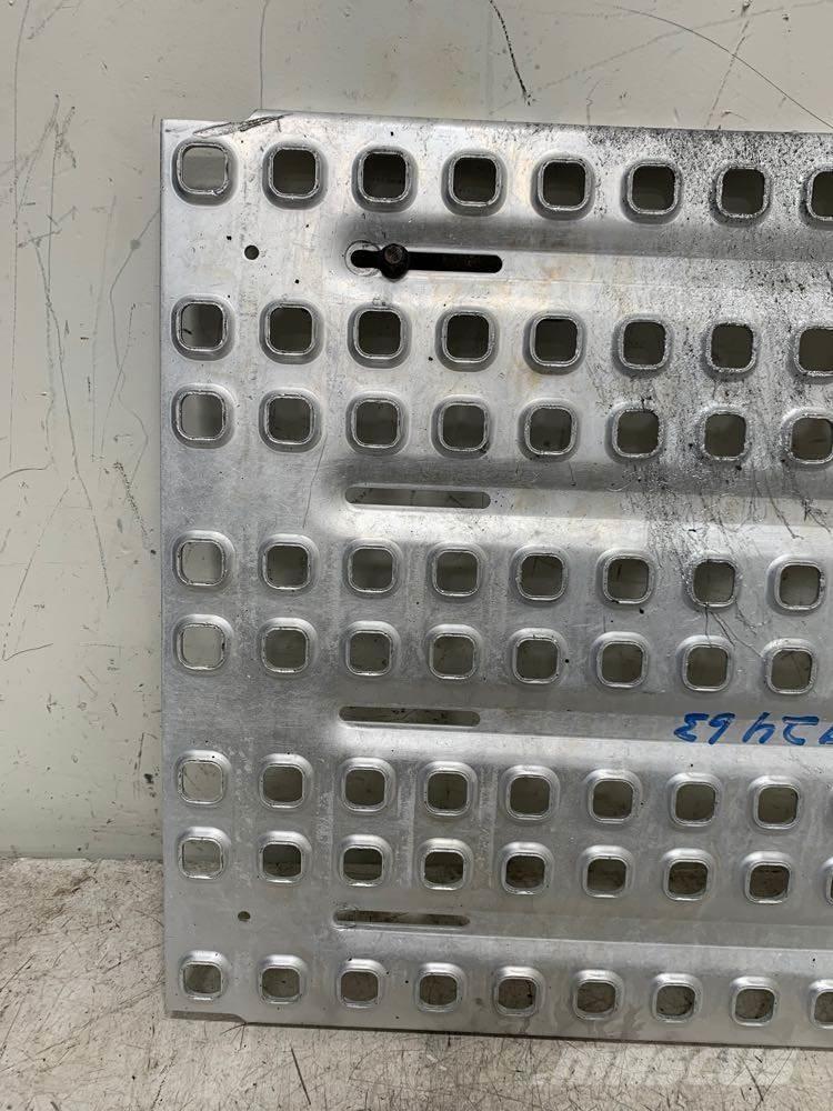 Volvo VNL مكونات أخرى