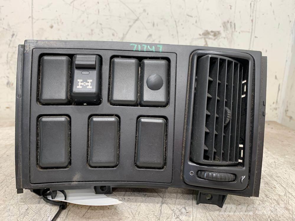 Volvo VNL إلكترونيات