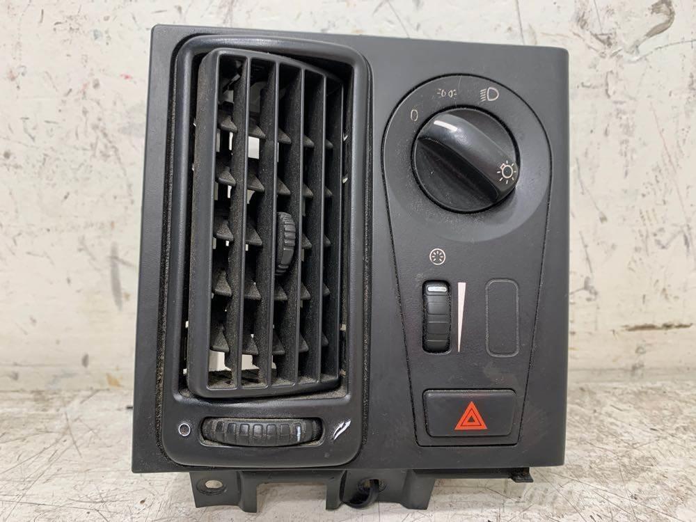 Volvo VNL إلكترونيات