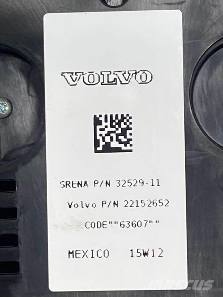 Volvo VNL إلكترونيات