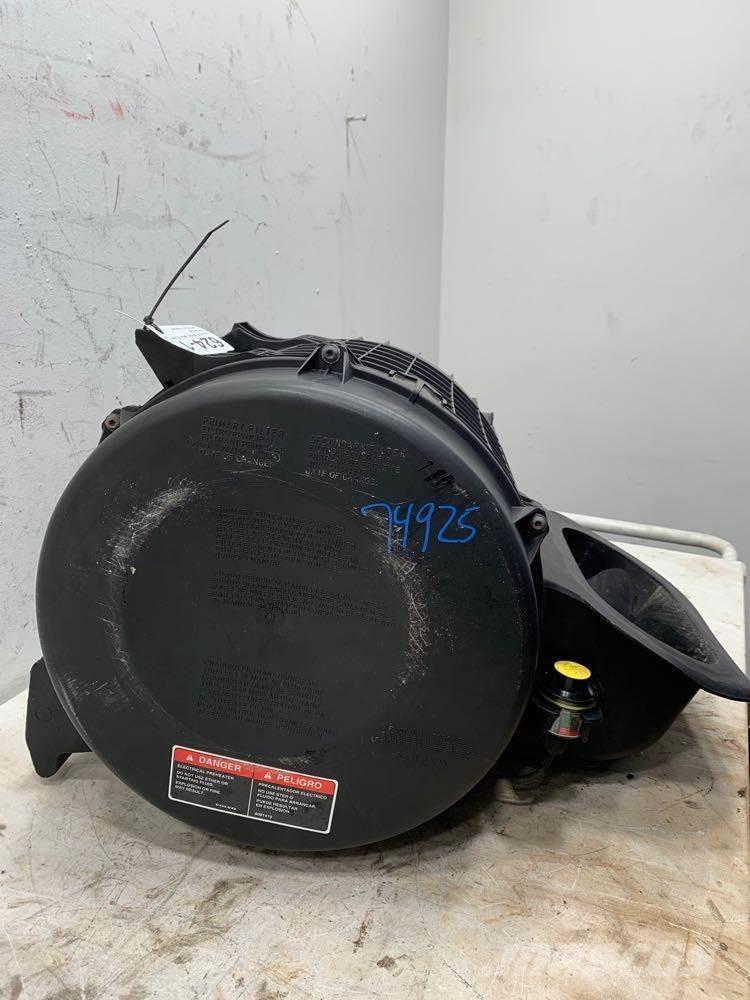 Volvo VNL مكونات أخرى