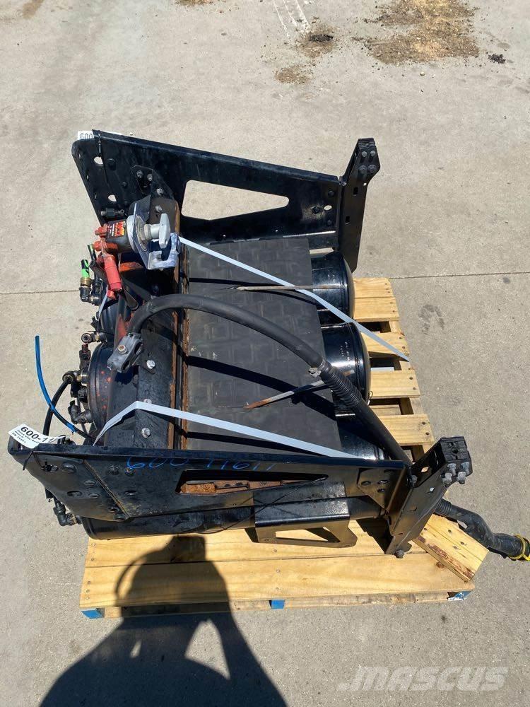 Volvo VNL مكونات أخرى