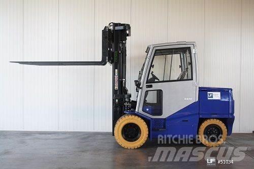 Cesab B 870 شاحنات ذات رافعات شوكية تعمل بالكهرباء