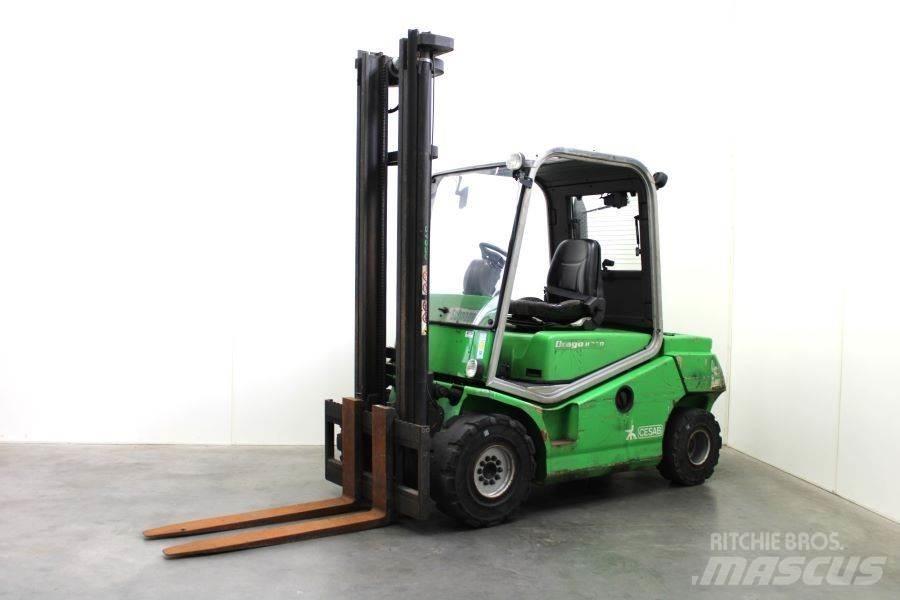 Cesab Drago H350D شاحنات الديزل