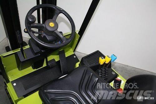 Clark CTM 16 SX شاحنات ذات رافعات شوكية تعمل بالكهرباء