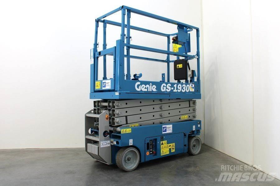 Genie GS 1930 رافعات مقصية الشكل