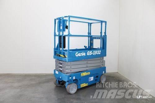Genie GS 1932 رافعات مقصية الشكل