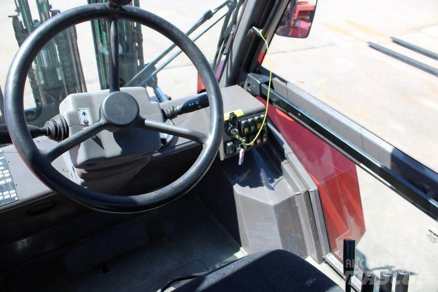 Manitou M 30-4 شاحنات الطرق الوعرة