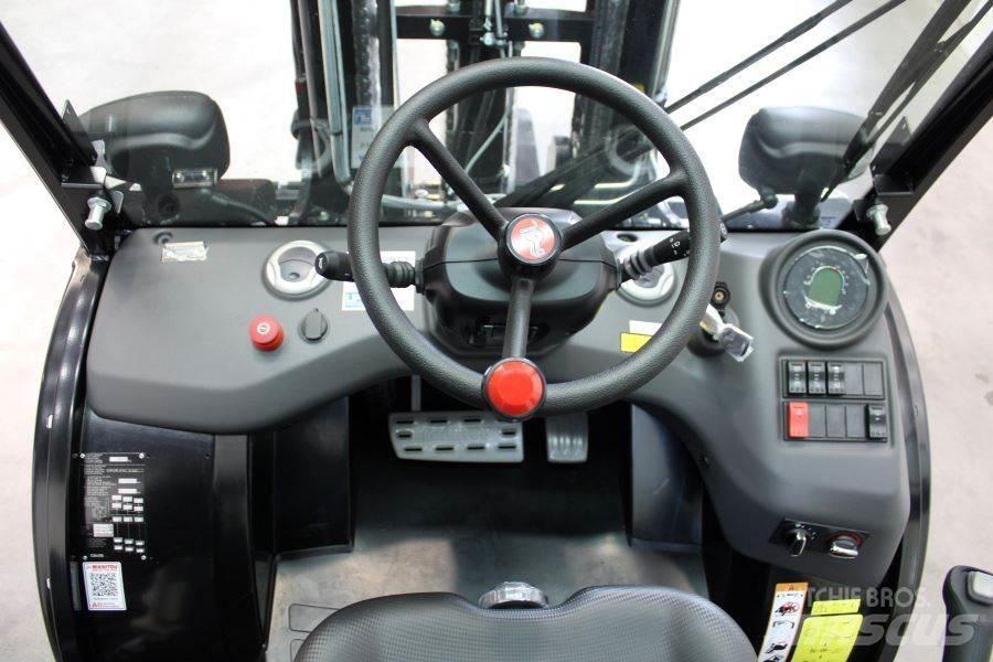 Manitou MSI 30 D شاحنات الطرق الوعرة