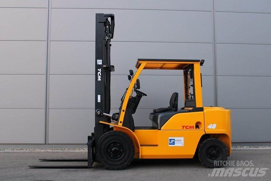 TCM D-1-F-A-40-Q شاحنات الديزل