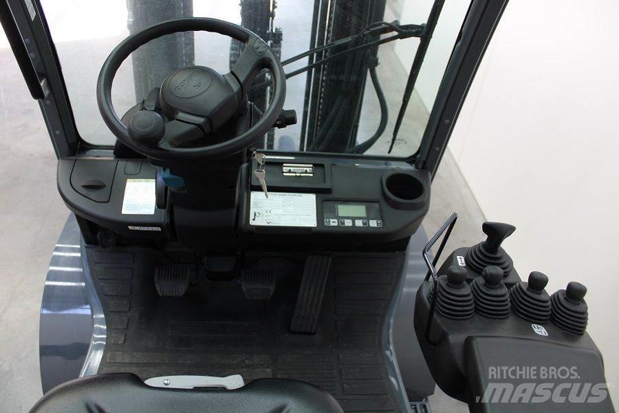 Toyota 02-8FGF25 شاحنات LPG