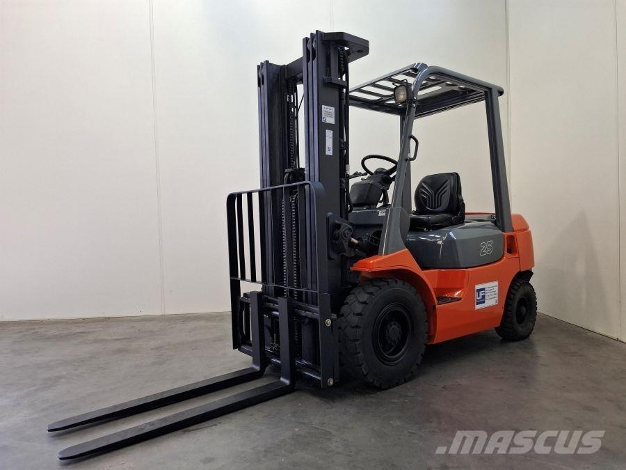 Toyota 62-7FDF25 شاحنات الديزل