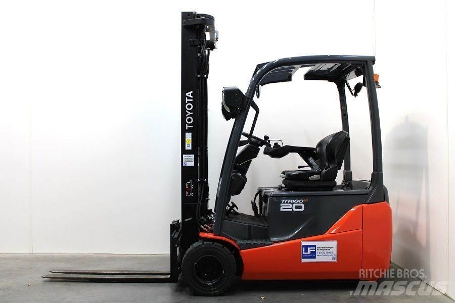 Toyota 8FBE 20 T شاحنات ذات رافعات شوكية تعمل بالكهرباء