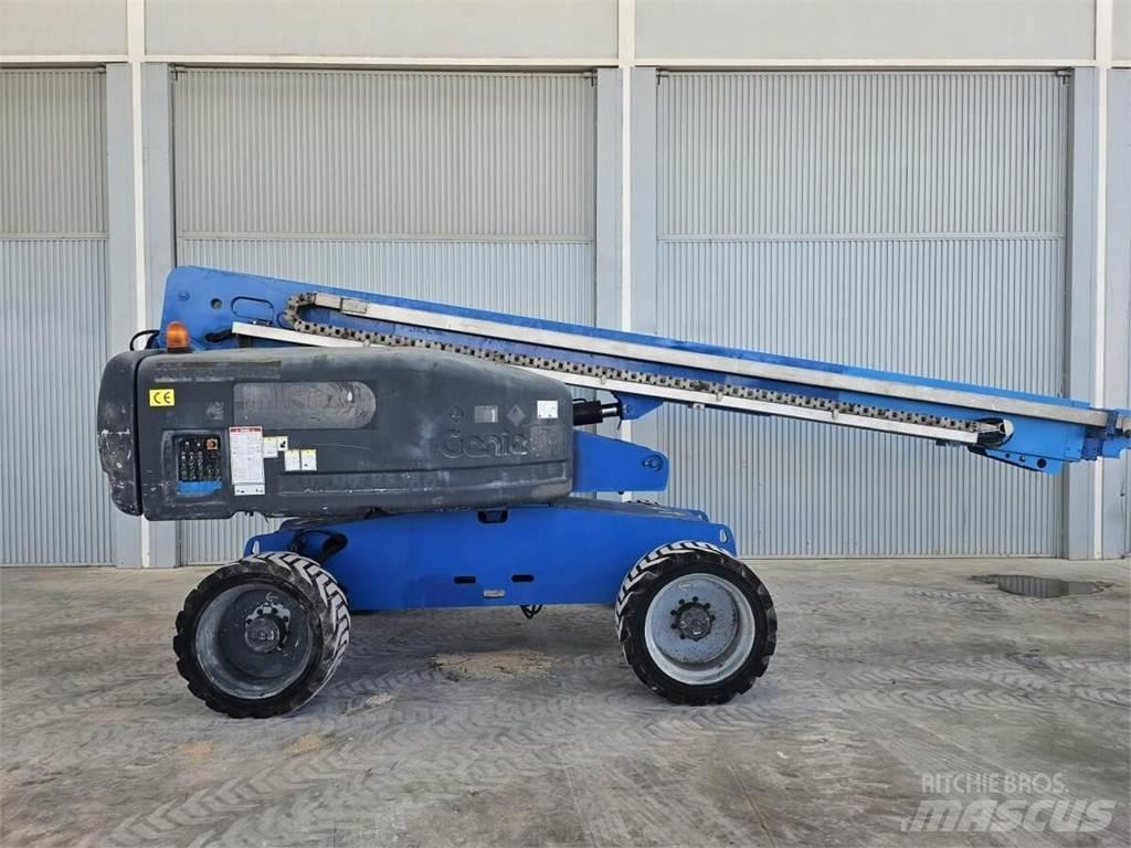 Genie S-65 رافعات سلة تلسكوبية