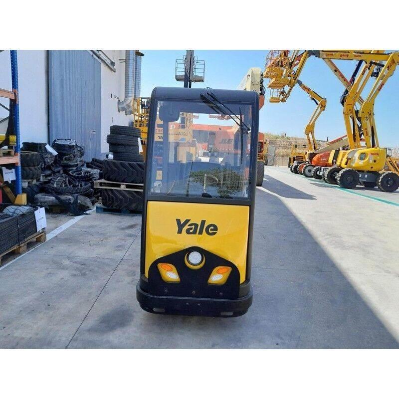 Hyster MT70 شاحنة قاطرة