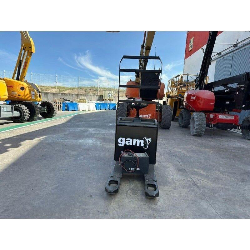 Hyster P2.0 شاحنات مناولة ذات منصة نقالة يدوية