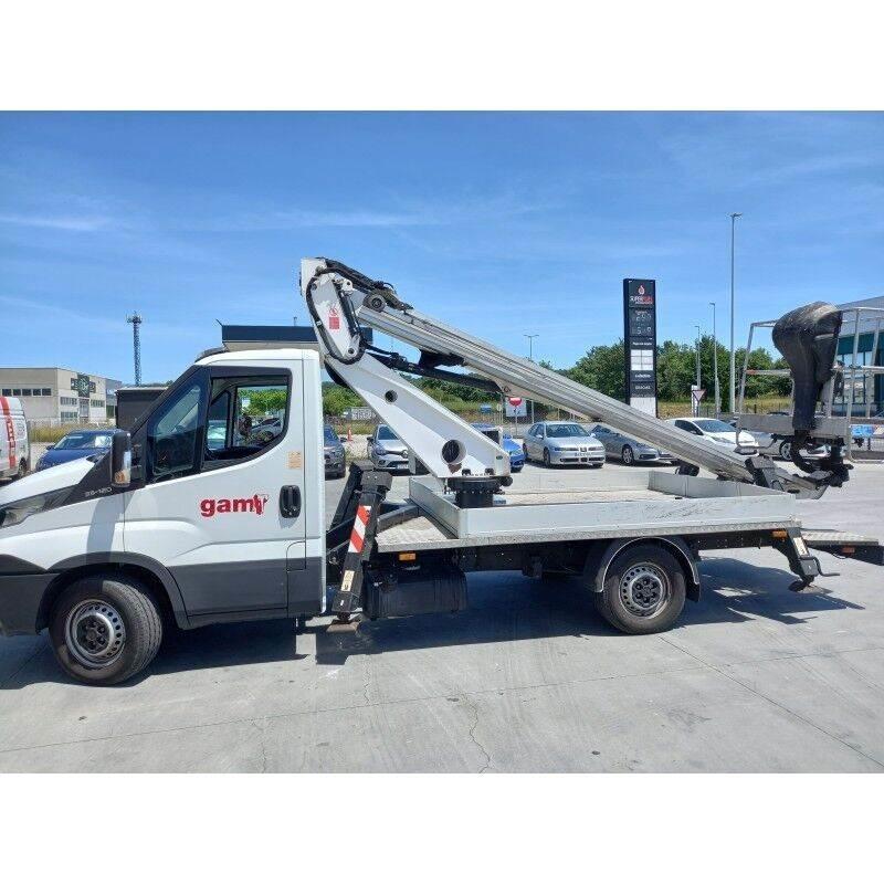 Iveco  المنصات الهوائية المثبتة على شاحنة