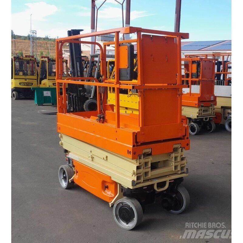 JLG 1930 ES رافعات مقصية الشكل