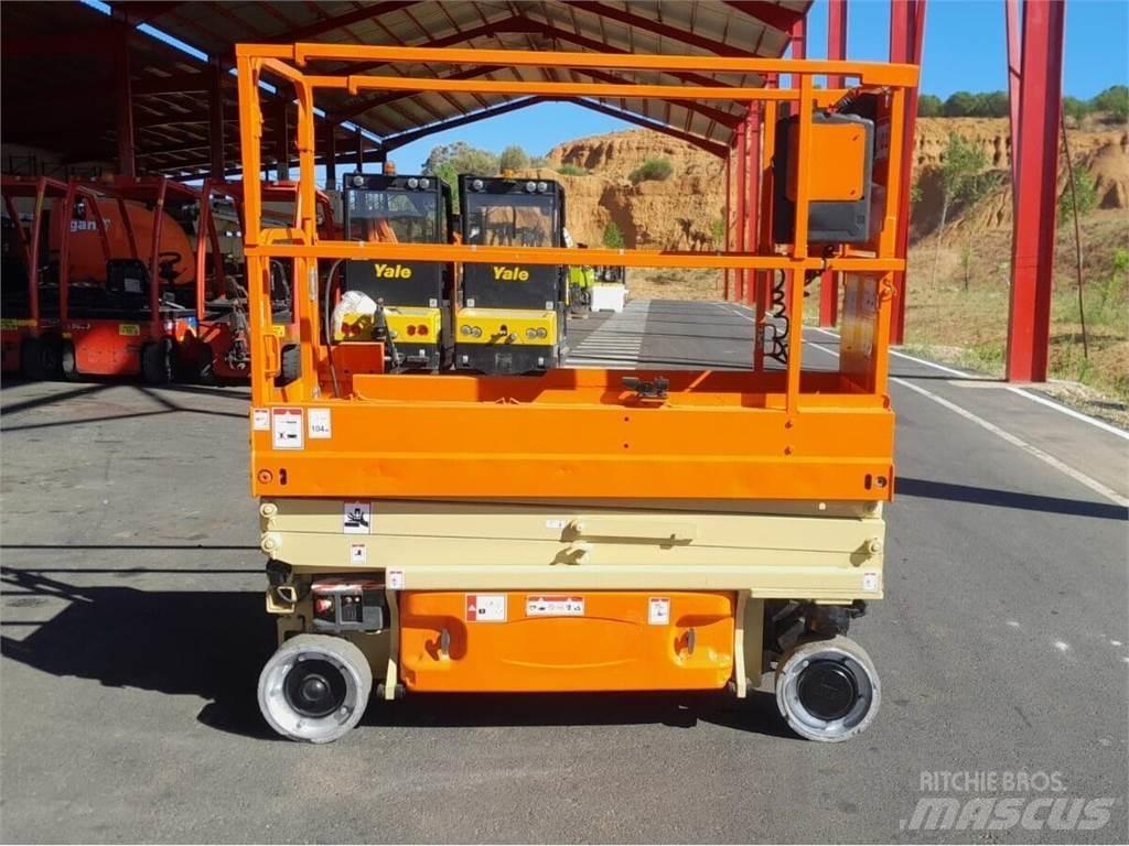JLG 1930 ES رافعات مقصية الشكل