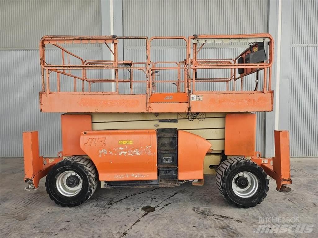 JLG 4394RT رافعات مقصية الشكل