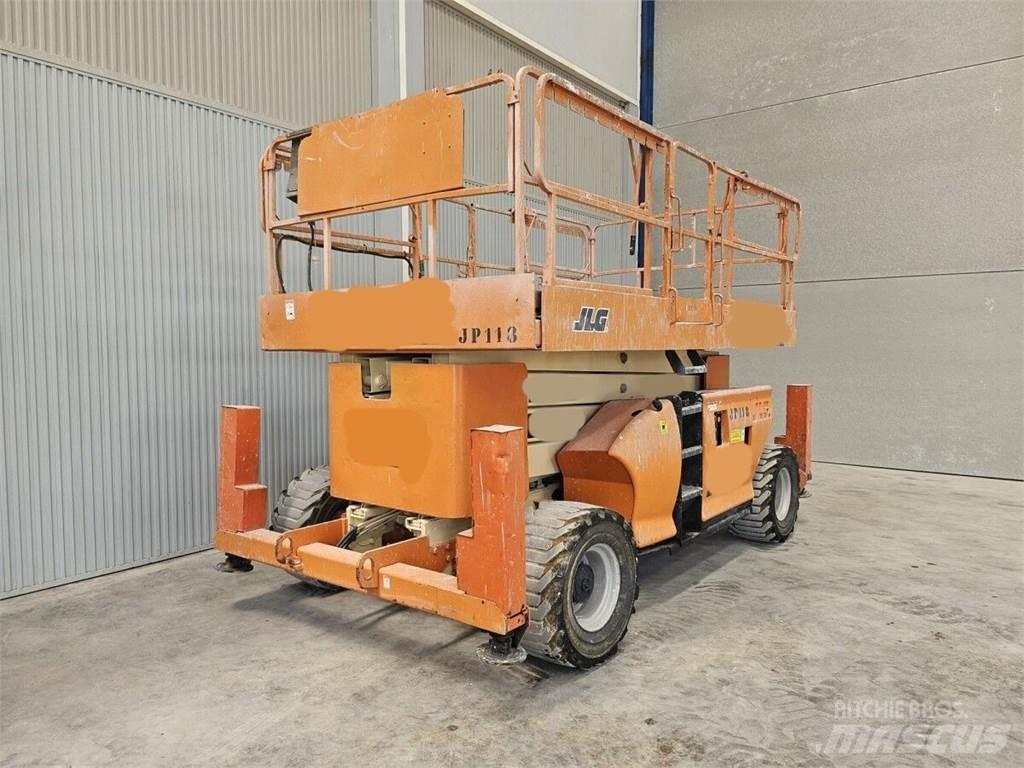 JLG 4394RT رافعات مقصية الشكل