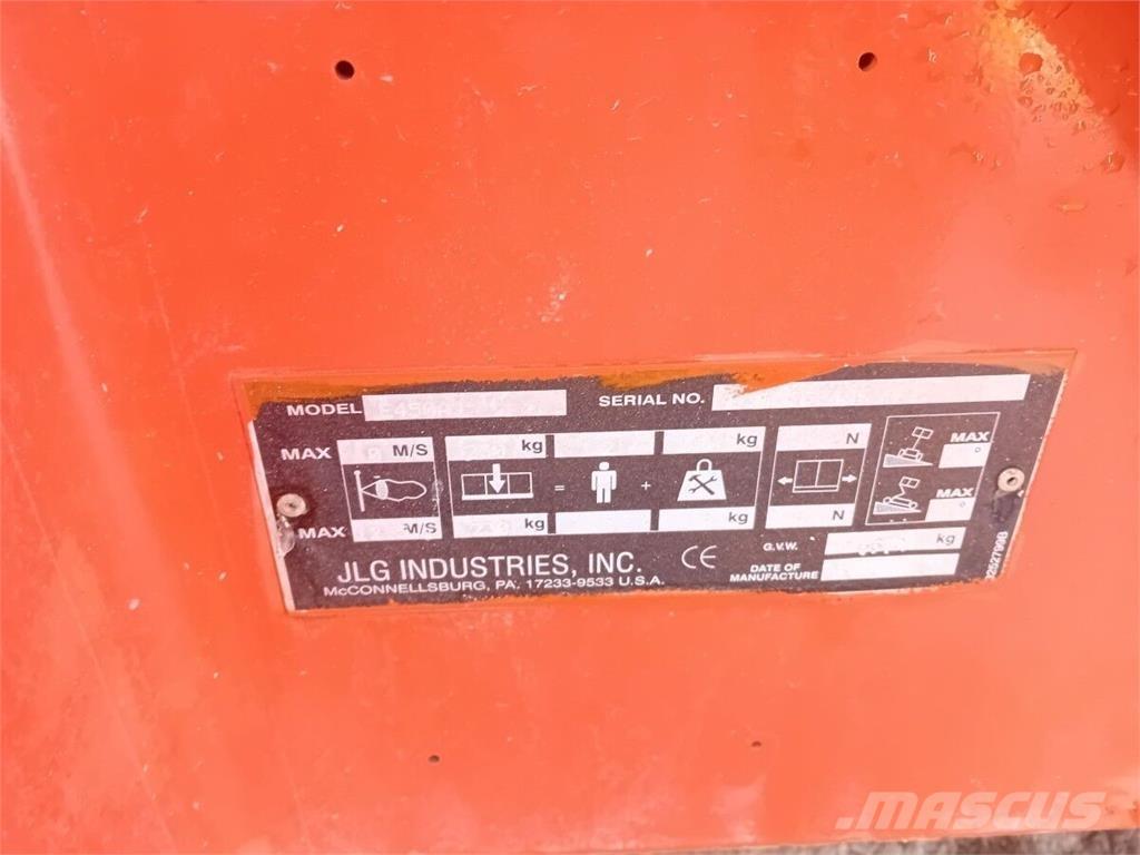 JLG E450AJ رافعات سلة مفصلية