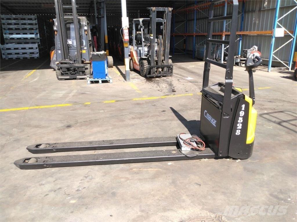 Yale MP20 أخرى