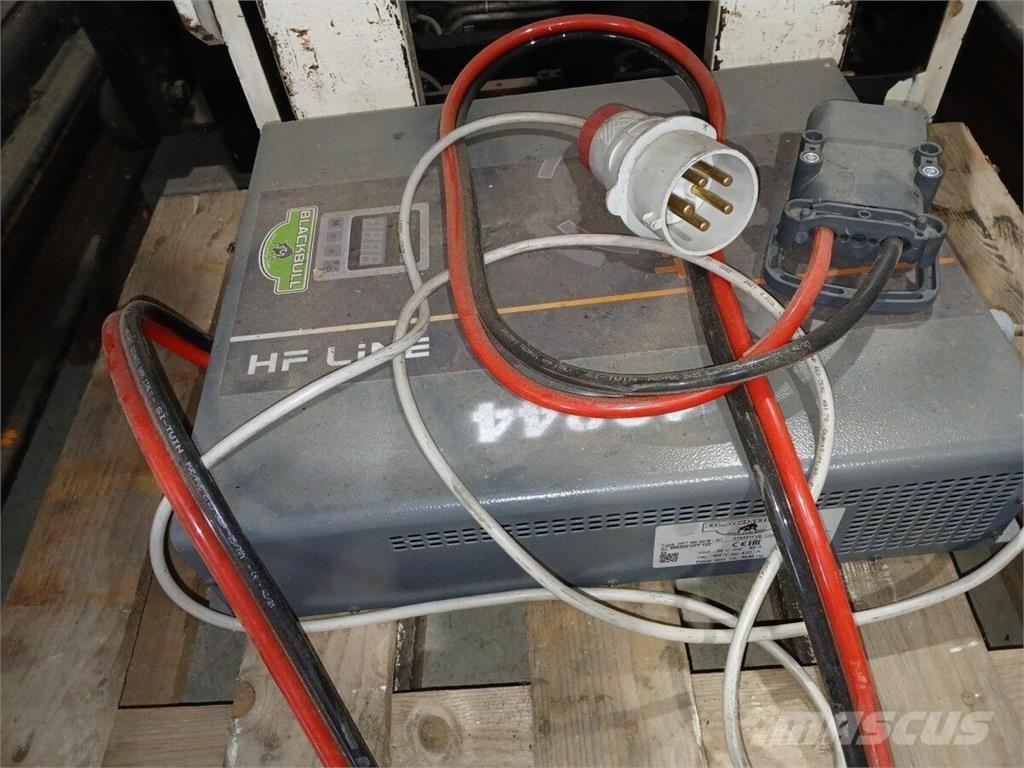 Yale MR16H شاحنة مناولة