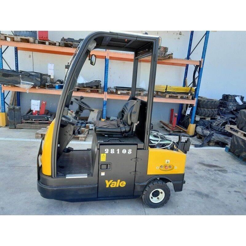 Yale MT70 شاحنة قاطرة