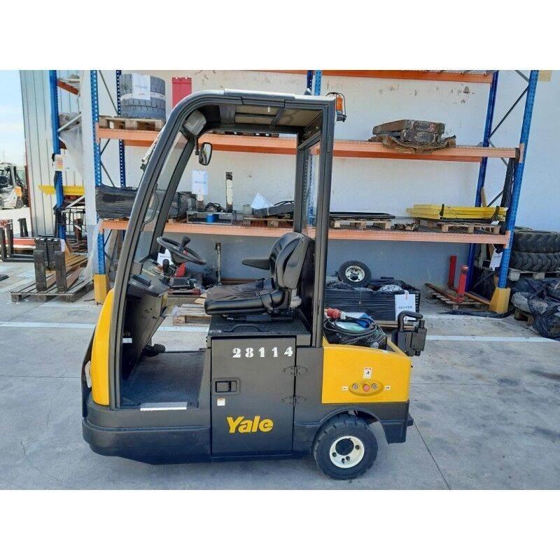 Yale MT70 شاحنة قاطرة