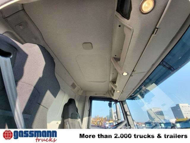 Iveco T-Way 360 6x6 شاحنات الرافعات الخطافية