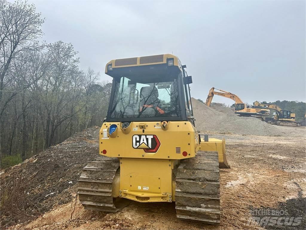 CAT D3 LGP بلدوزرات مجنزرة