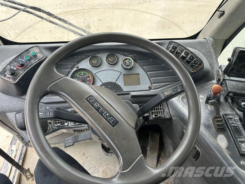 Astra RD28 شاحنات المخلفات الصلبة
