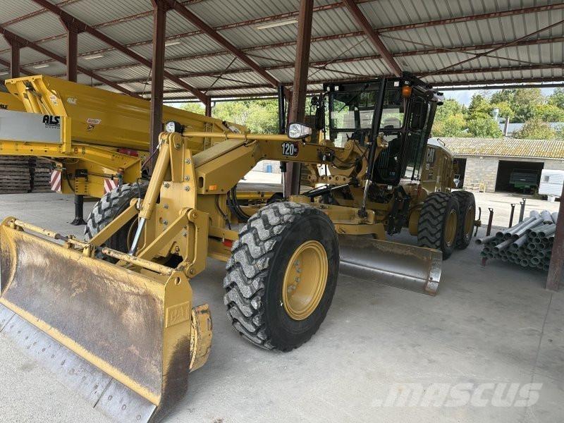 CAT 120GC معدات تمهيد الطرق