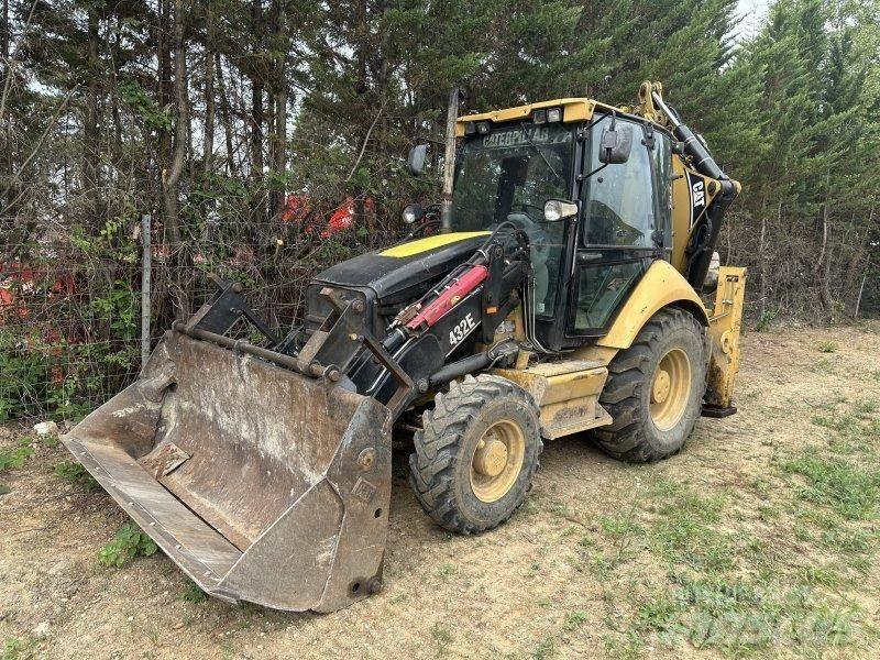 CAT 432E لوادر ذات جرافات عكسية
