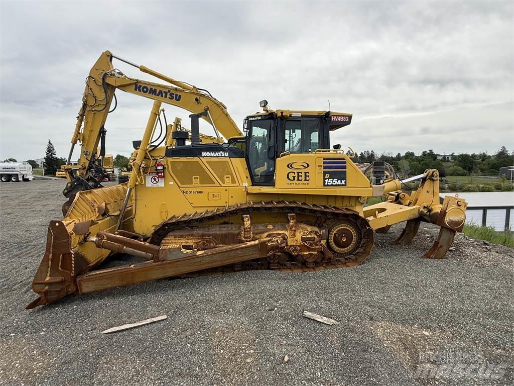 Komatsu D155AX-8 بلدوزرات مجنزرة
