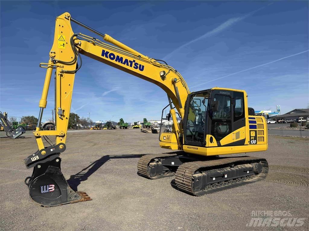 Komatsu PC130-11 حفارات زحافة